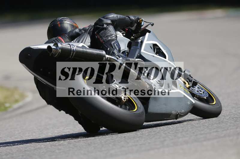 /43 08.08.2025 Discover the Bike ADR/Race 3 rot/91